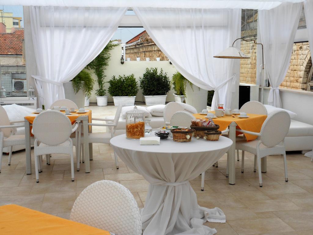 Palazzo Antica Via Appia Bed & Breakfast Bitonto Exterior photo