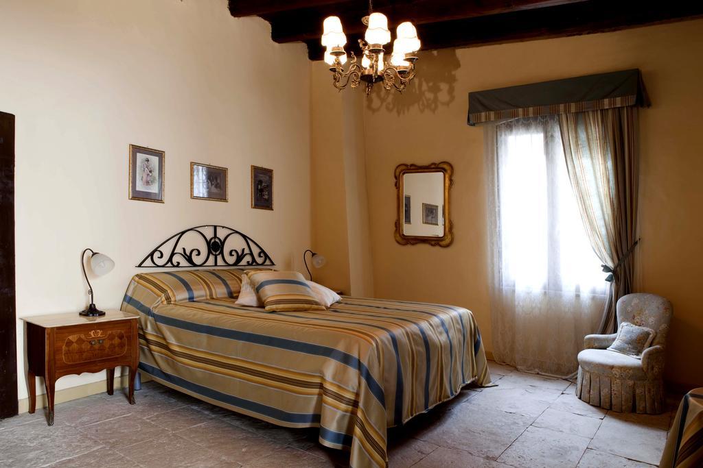 Palazzo Antica Via Appia Bed & Breakfast Bitonto Room photo